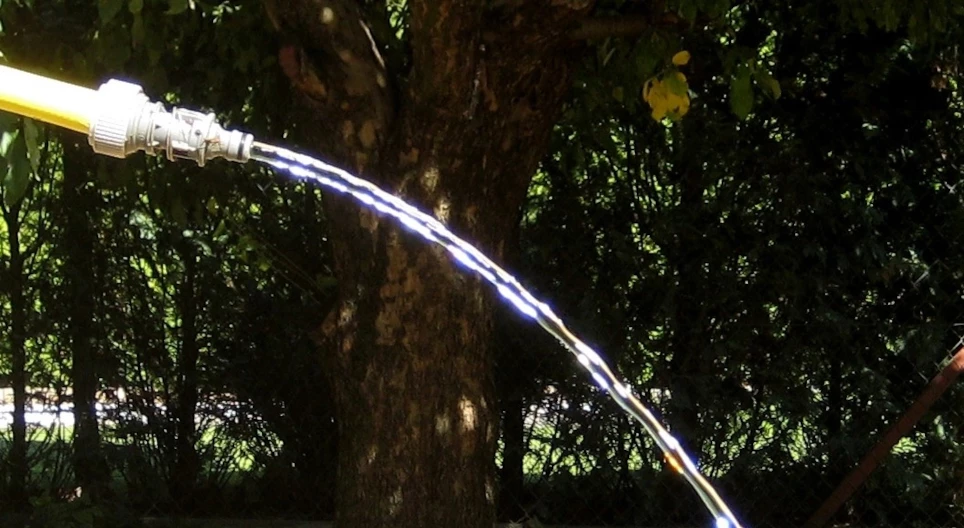 Ferde hajítás pályagörbéje (lefelé)