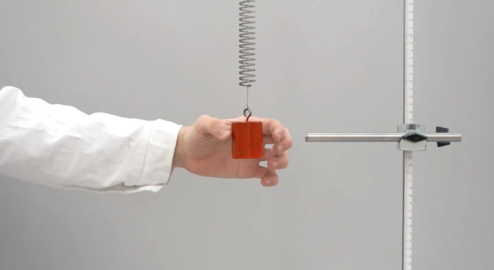 Egy rugóra akasztott tárgy mozgása (alap)