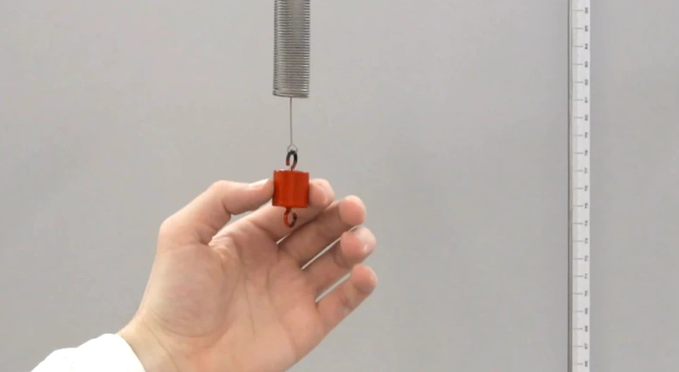 A rezgésidő tömegfüggése (alap)