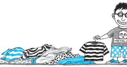 Kisfiú metallicás pólóban