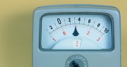 Voltage can be measured between copper and zinc plates if they are placed in dilute sulfuric acid