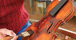 A hegedűkészítés fázisai – 3