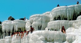 Vapnenački bazeni (Pamukkale, Turska)