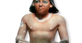 Egyiptomi írnok szobra