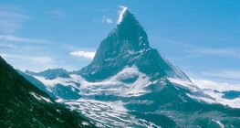 Az Alpok talán legszebb csúcsa, a Matterhorn (4478 m)