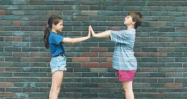 Mindketten elmozdulnak