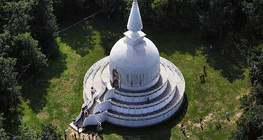 A zalaszántói buddhista sztúpa