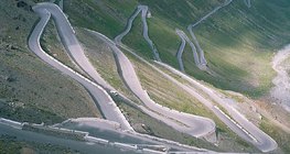 Kígyózó szerpentin