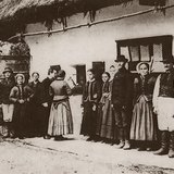 Béla Bartók collecting folk songs with a phonograph in Transylvania