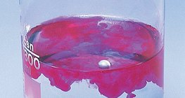 Nátrium és víz reakciója