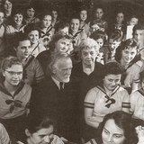 Kodály Zoltán a Szilágyi Erzsébet Gimnázium kórusa és karnagya, Sztojanovits Adrienne körében