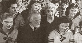 Kodály Zoltán a Szilágyi Erzsébet Gimnázium kórusa és karnagya, Sztojanovits Adrienne körében