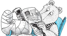 Törött lábú maci a szomszéd fiúval fölhozatott újságot olvassa