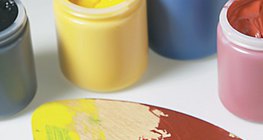 Színkeverés festőpalettán