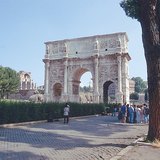 Róma, Constantinus diadalíve