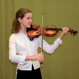 A hegedű helyes tartása