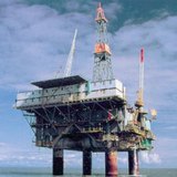 Naftna platforma na moru (Aljaska, SAD)