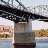 Az újjáépült Mária Valéria híd a szlovákiai Párkányt és Esztergomot köti össze