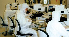 A Videoton üzemében