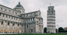 A pisai ferde torony