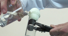 Főtt tojás a lombikban