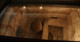 Középkori sírkamrák