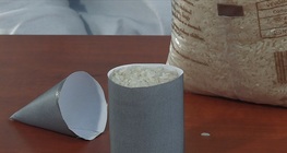 Koja je poveznica između opsega valjka i opsega stožca?